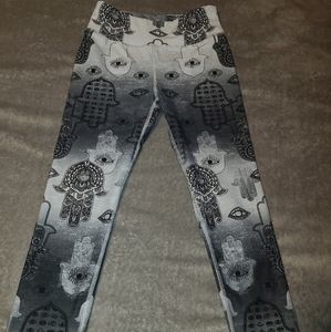 Hamsa Hand Legging (Crop)